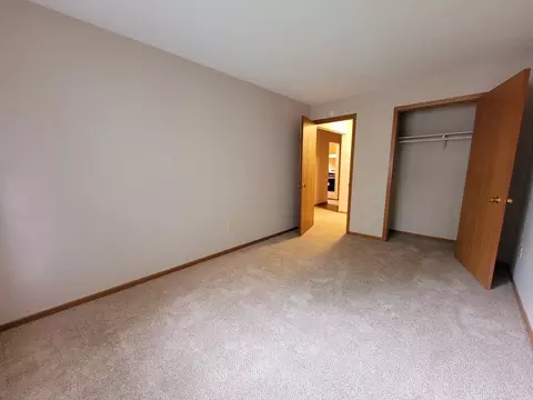 2099 Silver Bell Rd #03, Eagan, MN 55122 photo 10