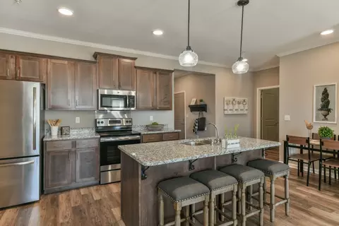1700 Elkstone Dr S #14-101, Collierville, TN 38017