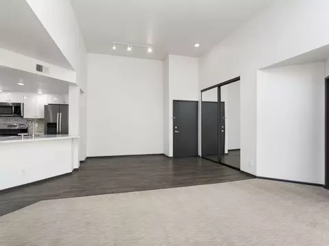 10979 Bluffside Dr #002-321, Studio City, CA 91604