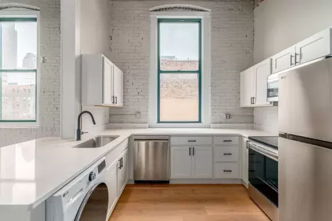 425 W Lakeside Ave #410, Cleveland, OH 44113