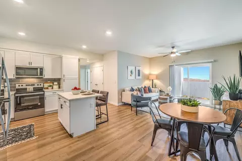 760 S Boulder Hwy #1-301, Henderson, NV 89015