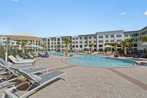 6550 Professional Pkwy W #2401, Sarasota, FL 34240
