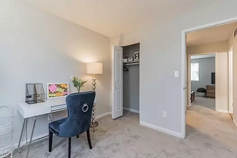 53 Bayberry Rd #32, Parkville, MD 21234