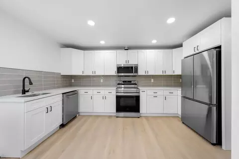954 23rd St #960, San Diego, CA 92102