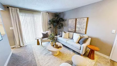 3030 Pebble Point Dr #30452B, Indianapolis, IN 46214