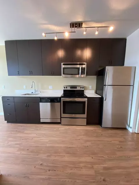 418 Bellevue Ave E #406, Seattle, WA 98102