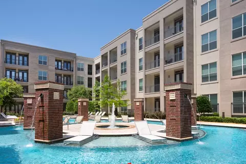 1707 N Hall St #459, Dallas, TX 75204