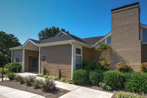 177 W Hartley Dr #133-G, High Point, NC 27265