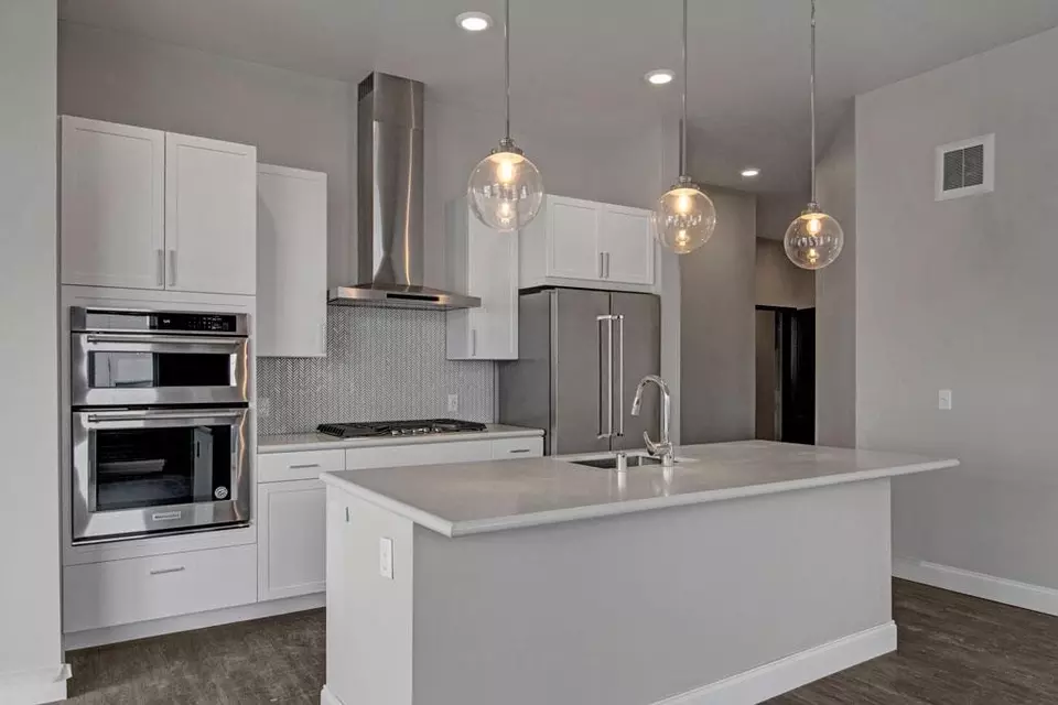  1477 W Lake St #N239, Minneapolis, MN 55408 photo 1