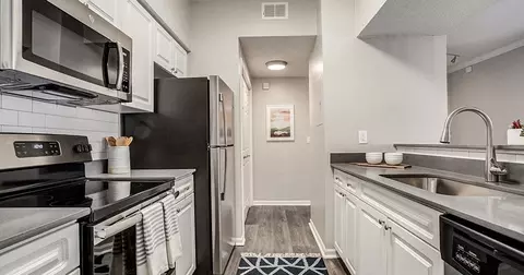 7831 NW Roanridge Rd #7723K, Kansas City, MO 64151