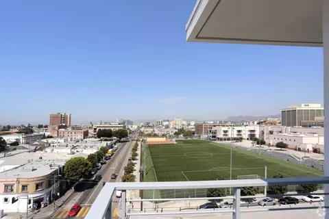 1331 W 7th St #608, Los Angeles, CA 90017