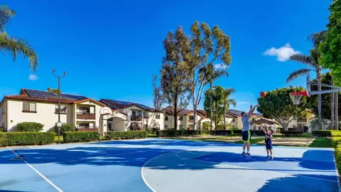 570 E Barham Dr #223, San Marcos, CA 92078