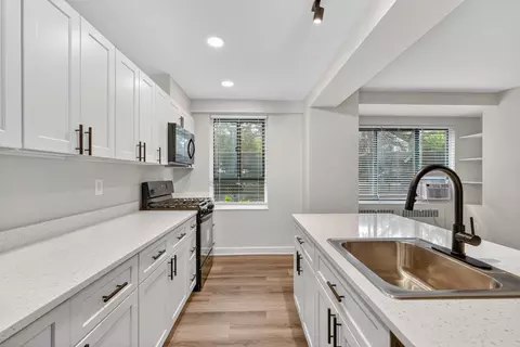 4607 Connecticut Ave #121, Washington, DC 20008