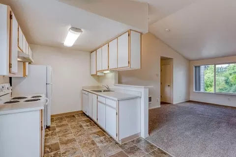 2220 Gilman Dr #332, Oregon City, OR 97045