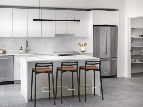 7350 SW 58th Ct #404, South Miami, FL 33143