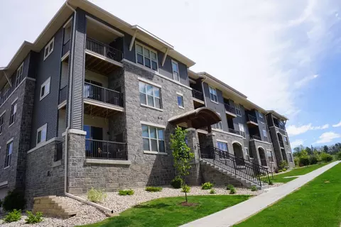 1035 Purple Iris Trl #205, Verona, WI 53593