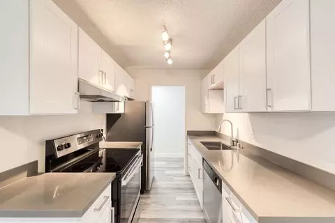 424 Callan Ave #323, San Leandro, CA 94577