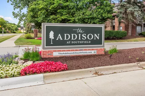 26300 Berg Rd #1703, Southfield, MI 48033