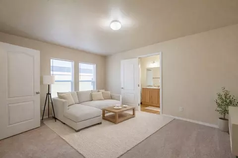 5901 E 6th Ave #FS001, Anchorage, AK 99504