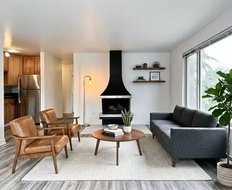 112 Bellevue Ave E #305, Seattle, WA 98102