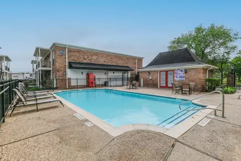 5900 N Braeswood Blvd #10-163, Houston, TX 77074