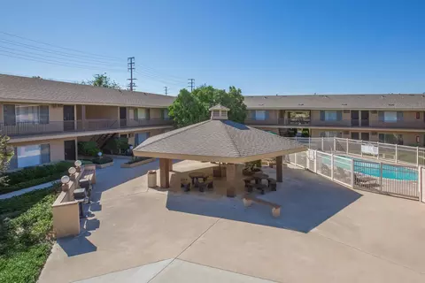 2375 W Crescent Ave #55, Anaheim, CA 92801