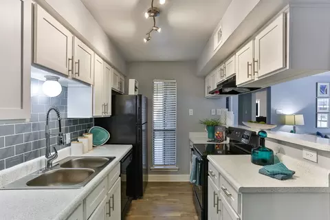 5700 S Hulen St #1003, Fort Worth, TX 76132
