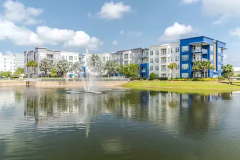 7511 Solstice Cir #404, Orlando, FL 32821