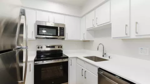 1000 Canyon Village Cir #2711, San Ramon, CA 94583