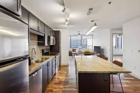 1555 Elm St #1909, Dallas, TX 75201