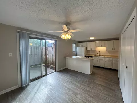 522 Pinegrove Ln #521 - H PG, Fort Wayne, IN 46807
