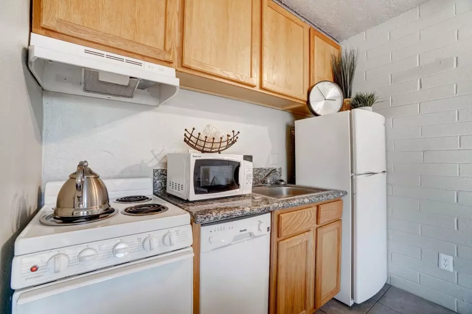  1525 N Euclid Ave #219, Tucson, AZ 85719 photo 3