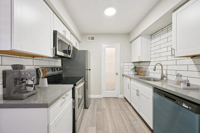17625 N 7th St #2017, Phoenix, AZ 85022