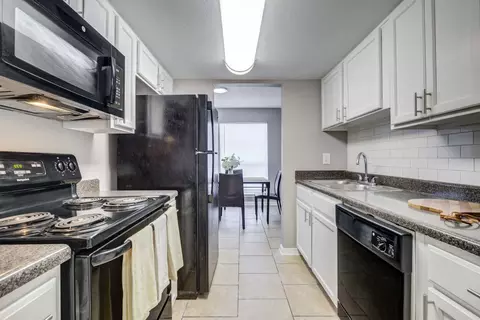 1013 Manhattan Blvd #354, Harvey, LA 70058