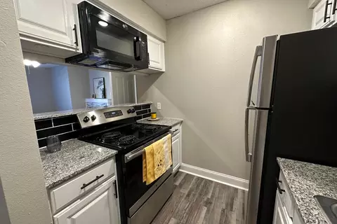 6525 Glenview Dr #13-1321, North Richland Hills, TX 76180