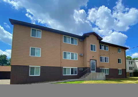 306 W 6th St #306-202, Monticello, MN 55362