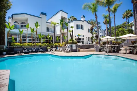 1420 Ambassador St, Los Angeles, CA 90035