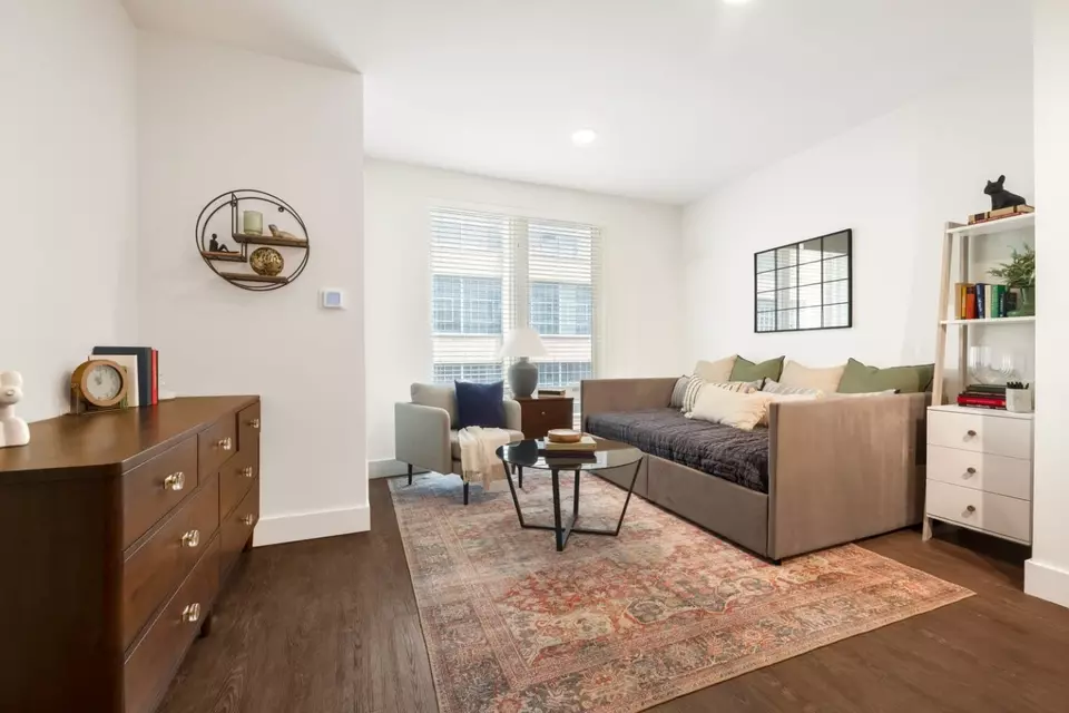  1306 Callowhill St #514, Philadelphia, PA 19123 photo 14