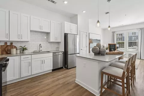 3152 S 17th St #302, Wilmington, NC 28412