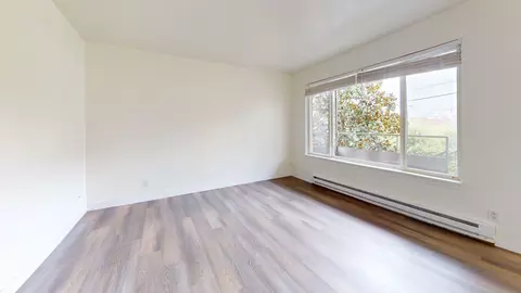 1212 E Howell St #04, Seattle, WA 98122