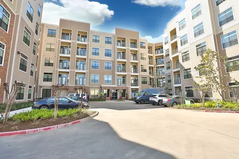 8700 Main St #1-1128, Houston, TX 77025