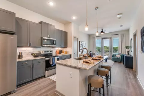 5885 Calmont Ave #2330, Fort Worth, TX 76107