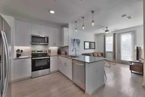 9501 El Centro Dr #212, Dallas, TX 75220