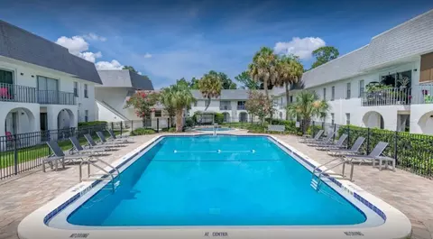 741 Park Ave #201, Orange Park, FL 32073