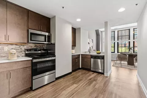 250 6th St E #0523, Saint Paul, MN 55101