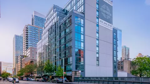 431 W 37th St #10F, New York, NY 10018