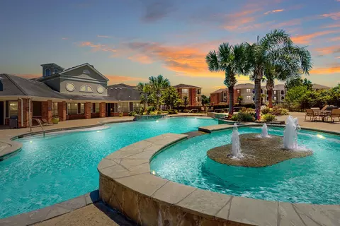 2850 Oak Rd #14110, Pearland, TX 77584