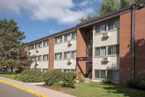 2720 66th St #2720-4, Richfield, MN 55423