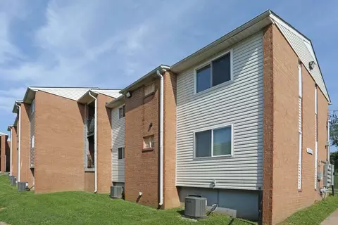 934 W 14th St #15 1013, Port Arthur, TX 77640