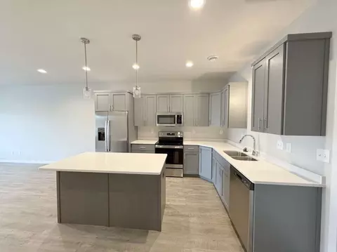 4950 4997 36th Ave S #4988, Fargo, ND 58104
